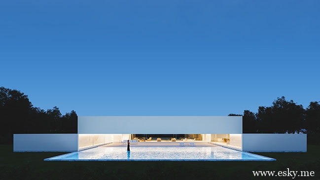 Compluvium House by Fran Silvestre Arquitectos